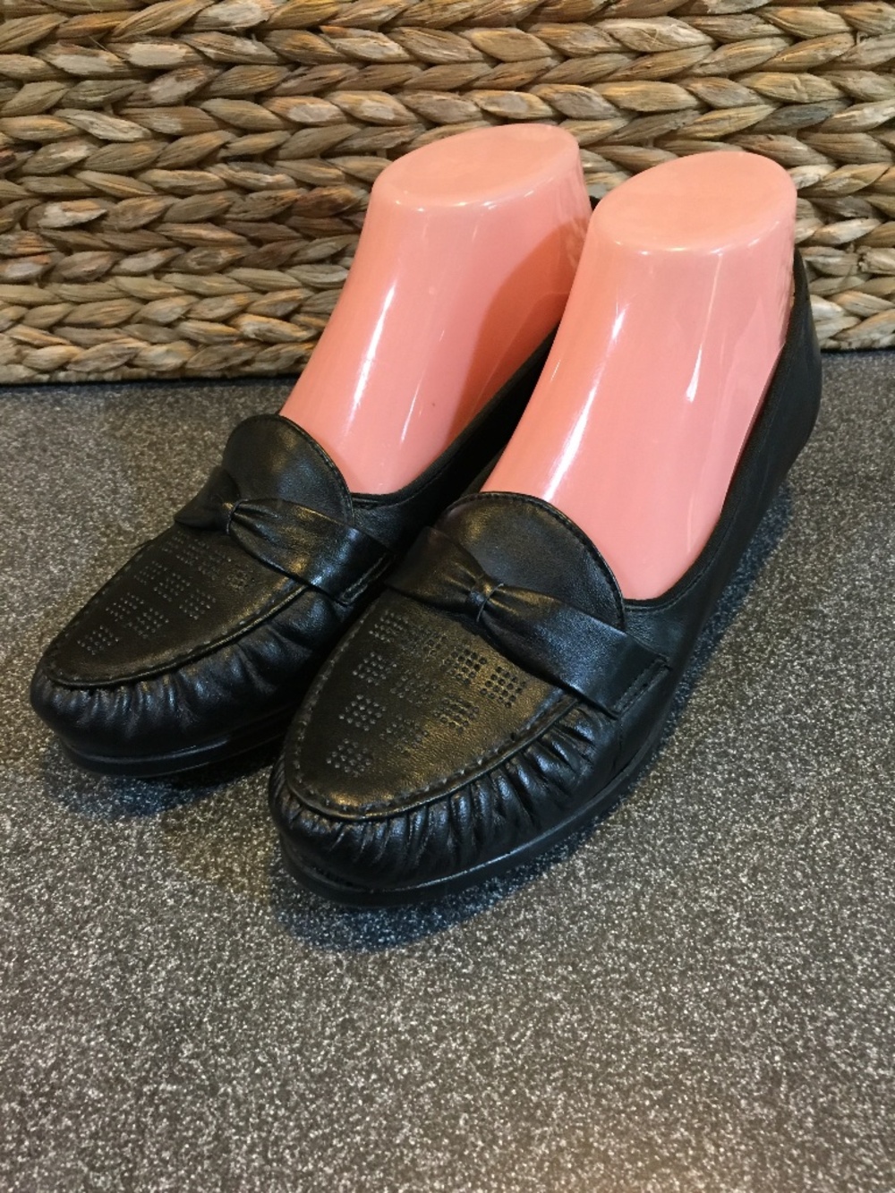 Nurse Mates Black Leather Moccasin Flats